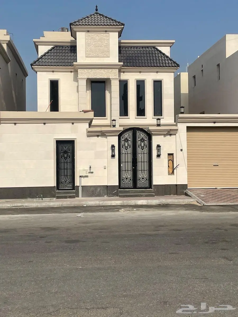 فيلا فاخرة في الخبر حي الشراع 0