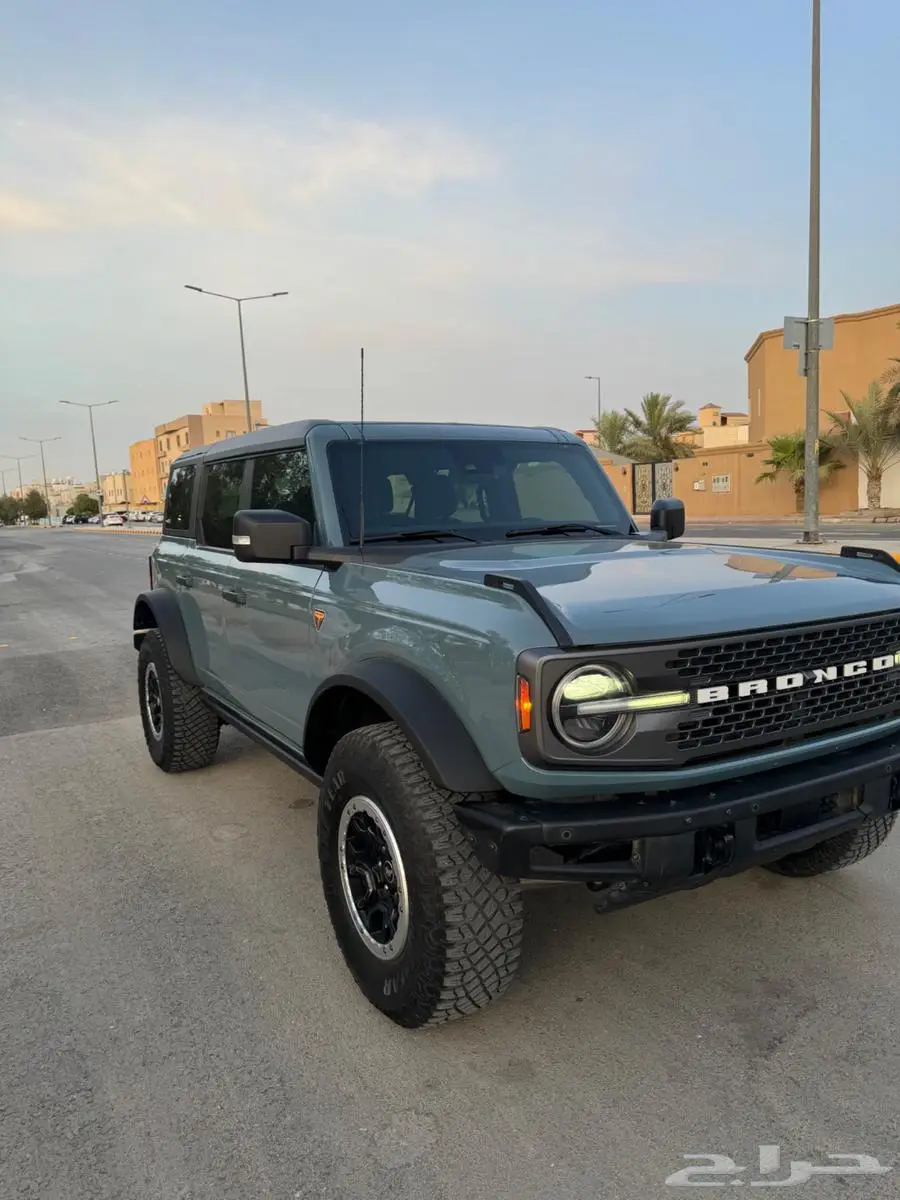 فورد برونكو بادلانز 10
