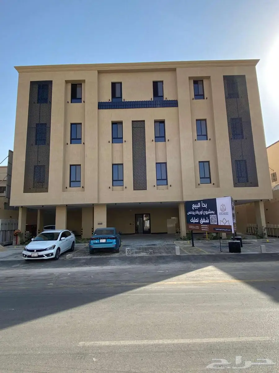 شقق فاخرة للبيع في حي الملك فيصل 0