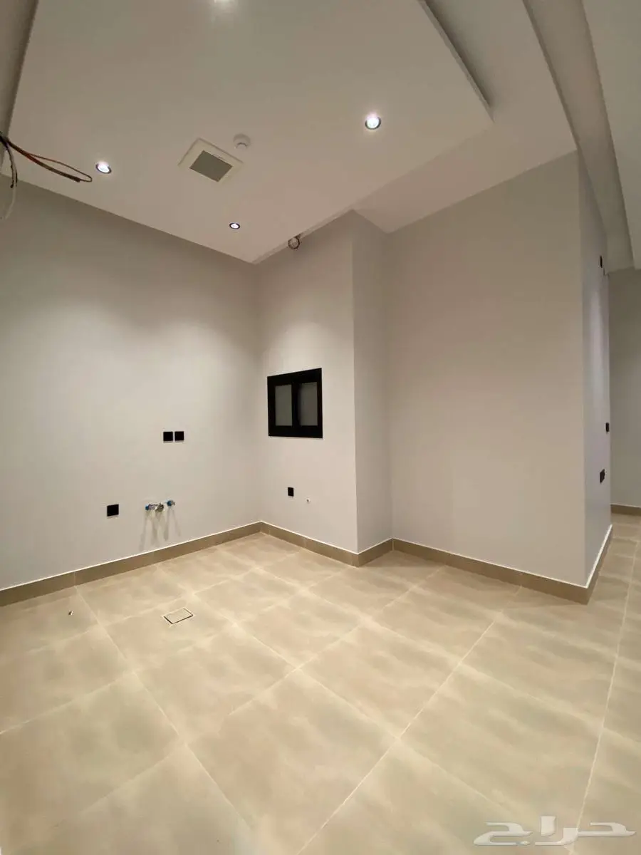 شقق فاخرة للبيع في حي الملك فيصل 14