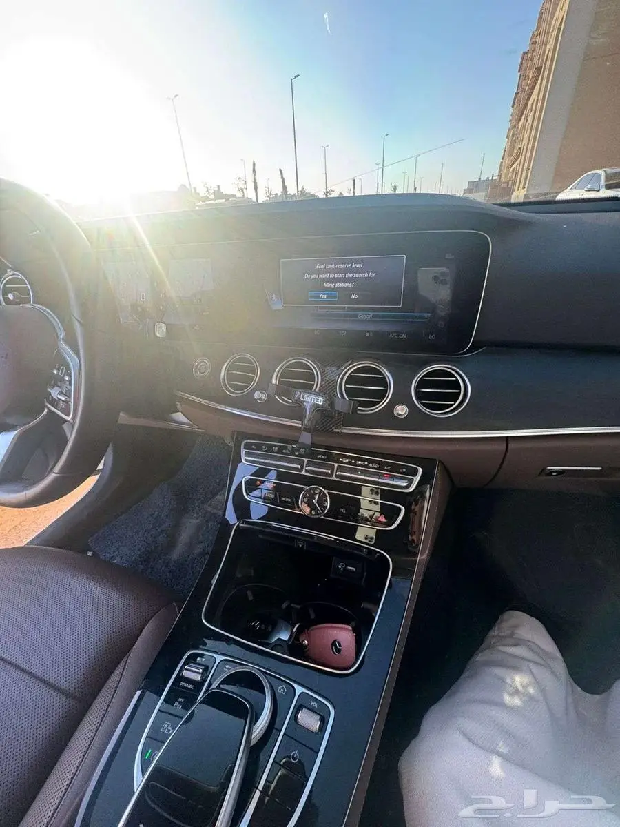 مرسيدس E300 2020 5