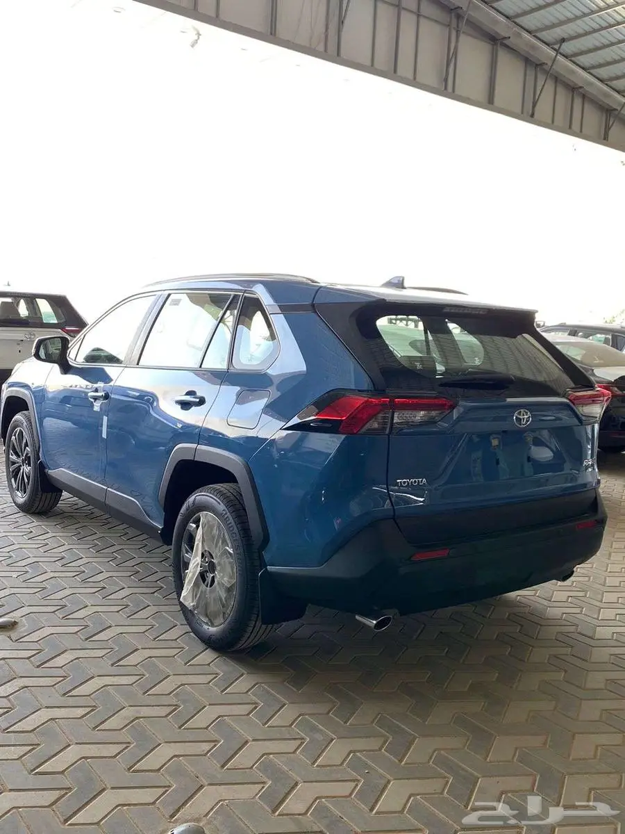 تويوتا رافور XLE 2024 دبل أصفار 14