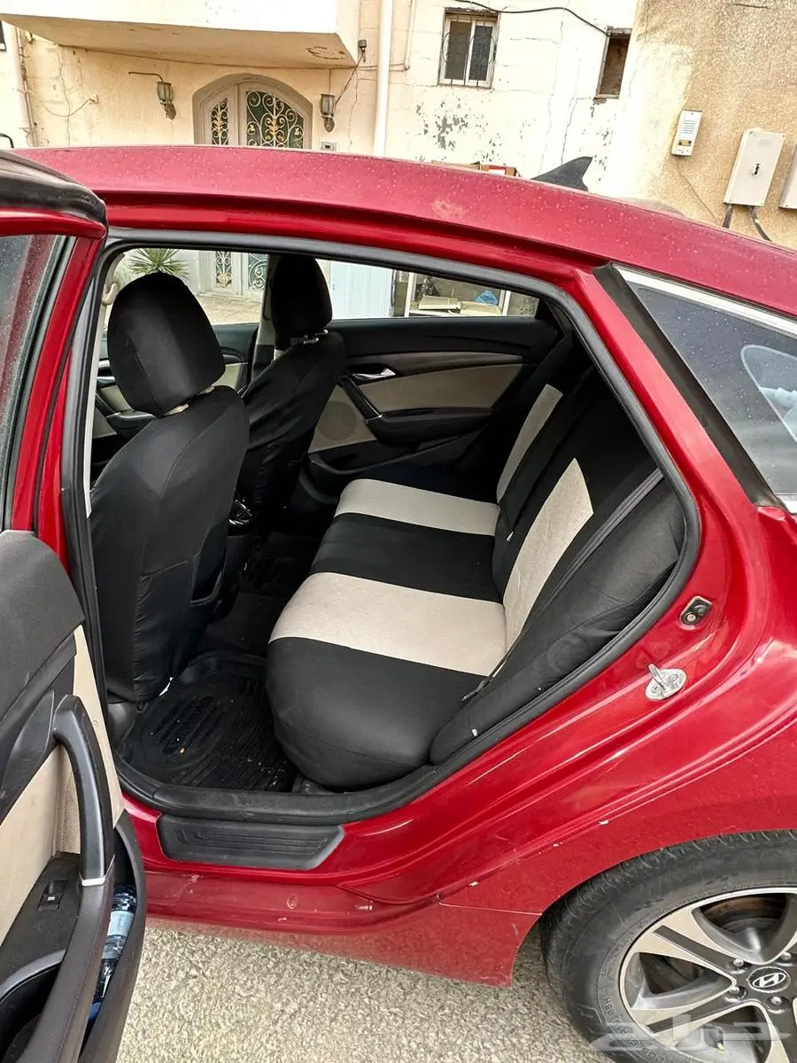 2014 نظيفة i40 هونداي 4