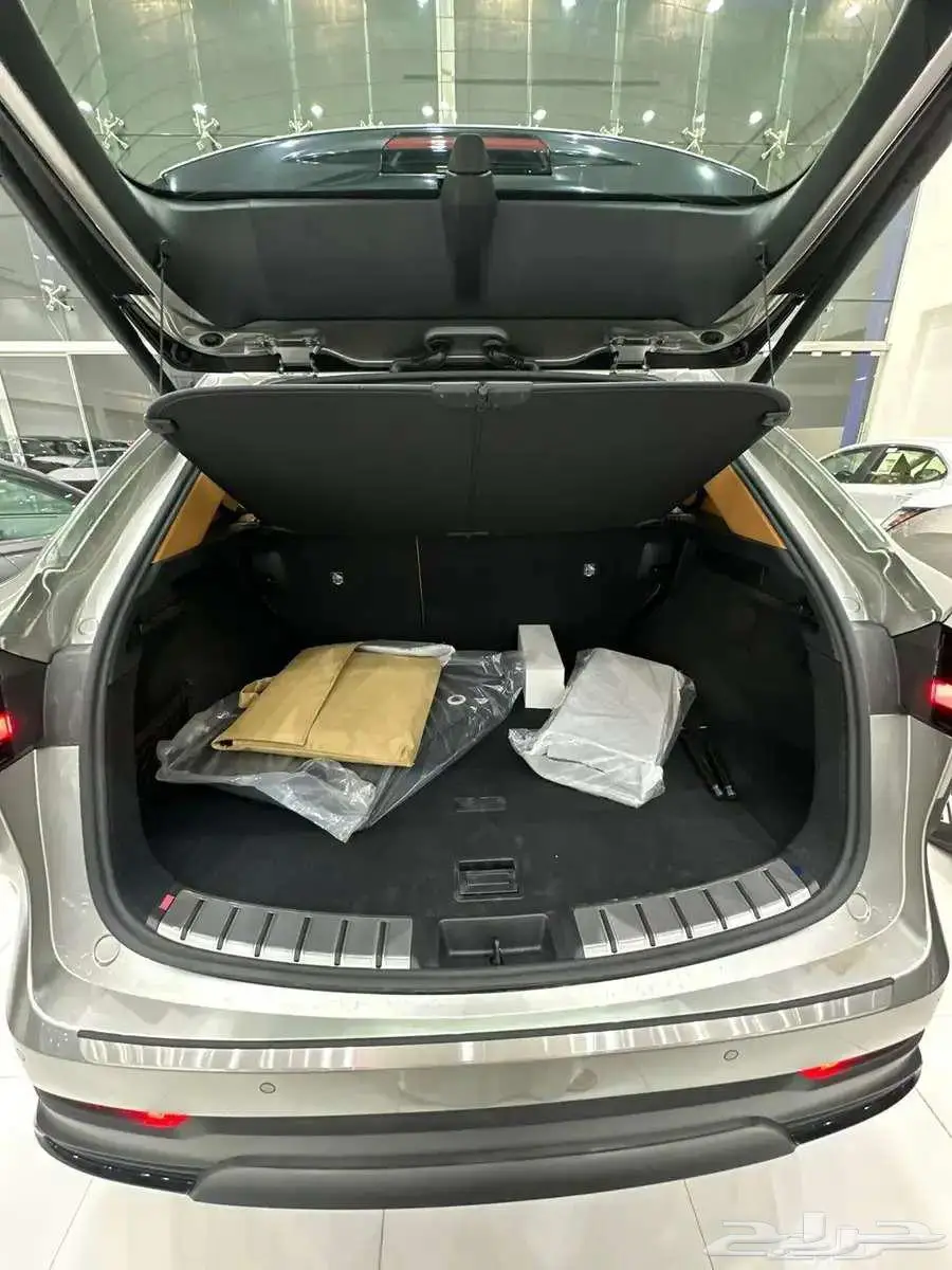 لكزس NX 350 AA- 2025 بنزين كاش وتقسيط جميع البنوك 3