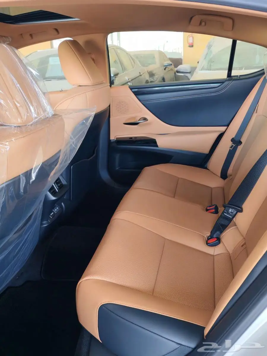 لكزس ES 350 فئه CA موديل 2024 متوفر لدىالحسن 7