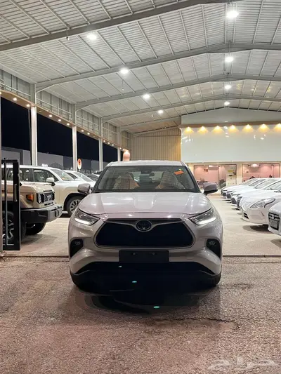 تويوتا هايلاندر GLE كاش و تمويل 2025 1