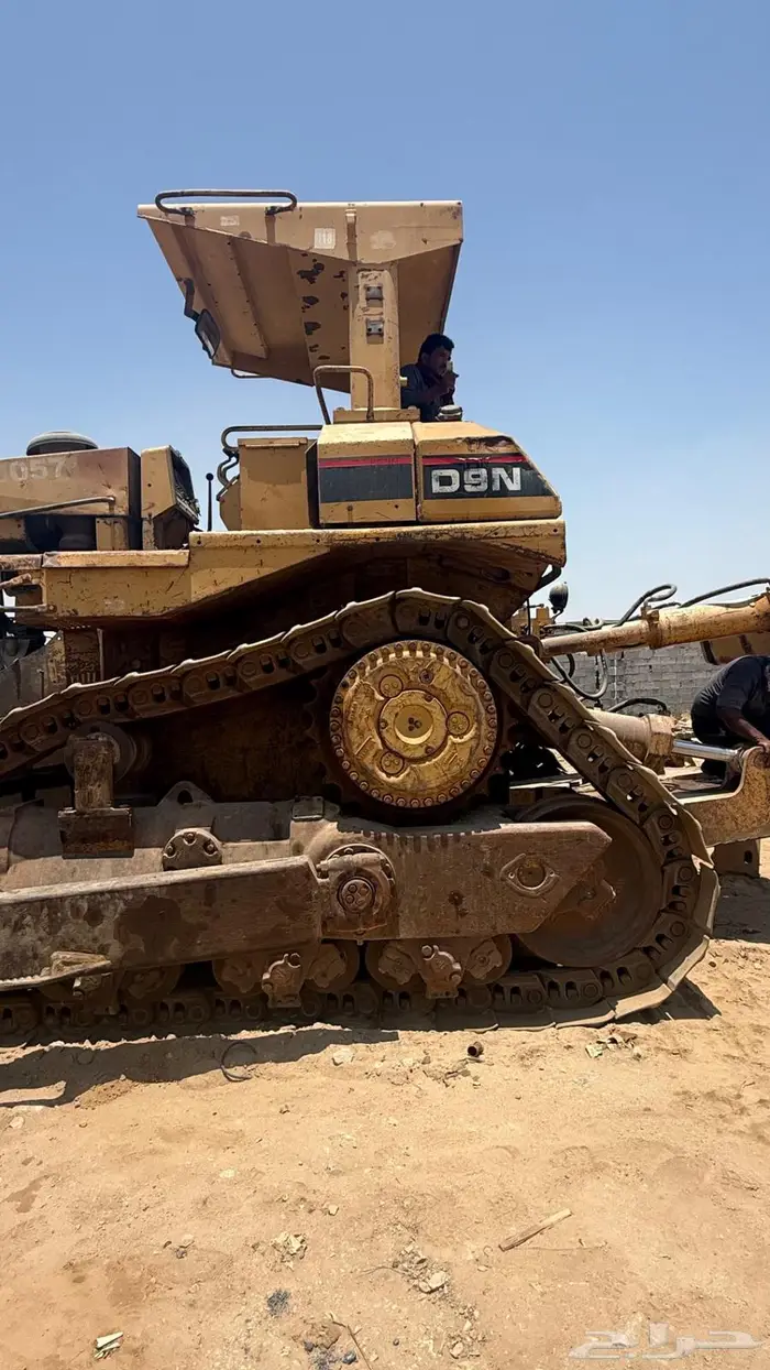 دركتر D9 للايجار اليومي بلدوزر 0