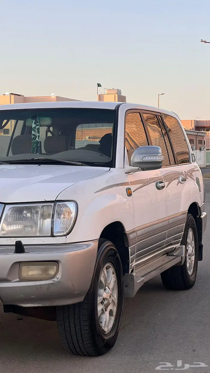 لاندكروزر 2003 1