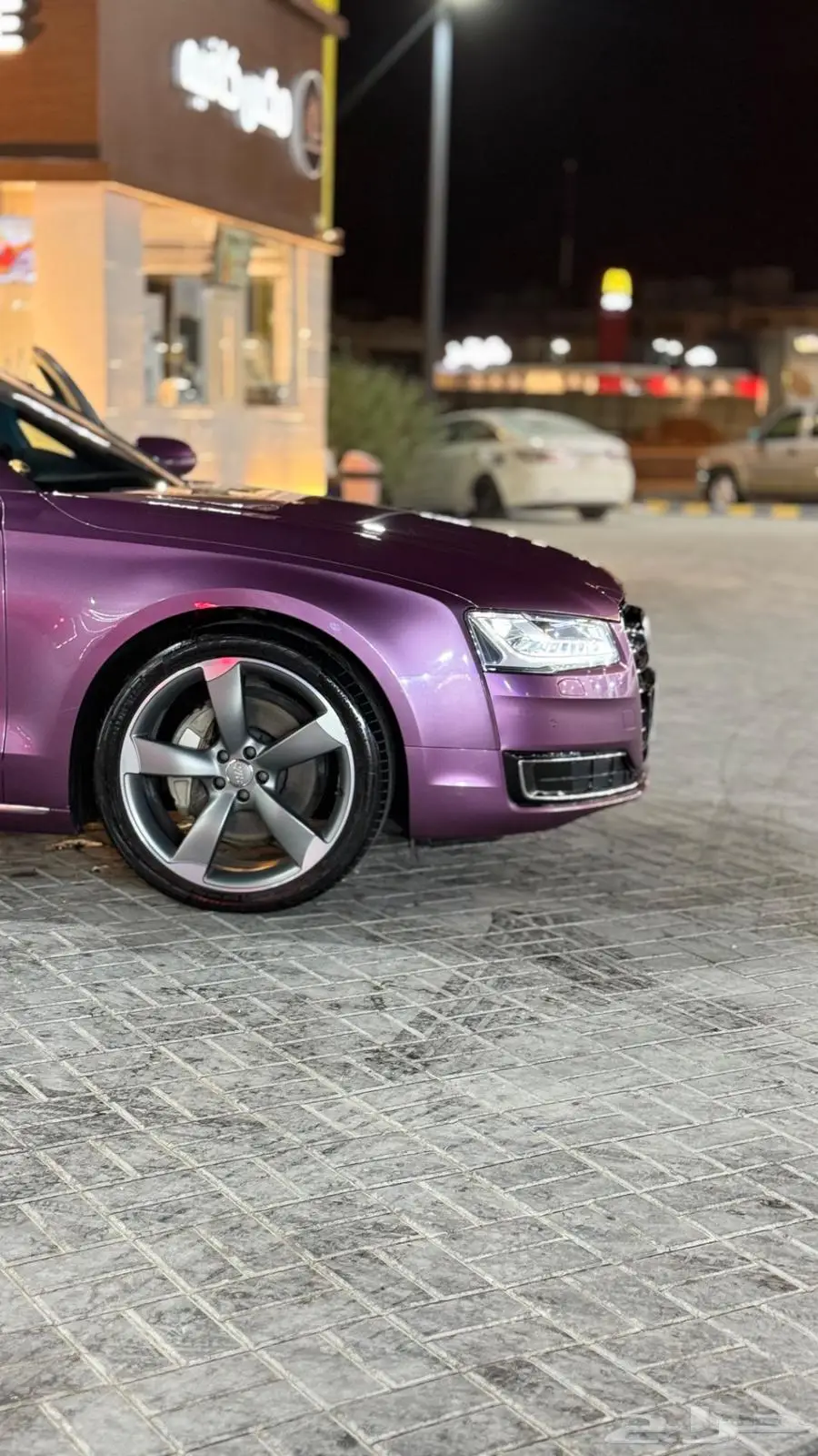 Audi A8 ( طلبية ) بحالة الوكالة 20