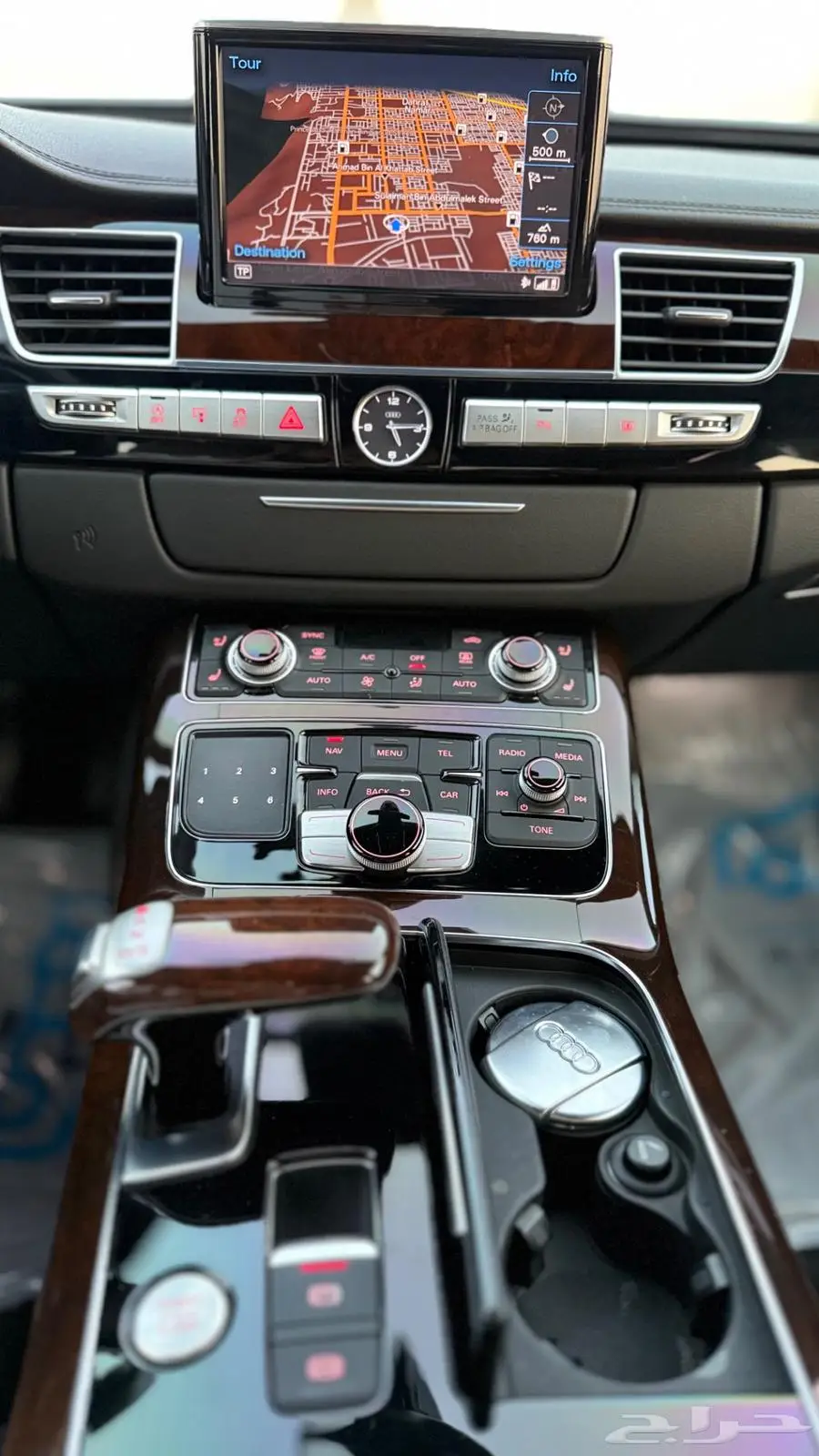 Audi A8 ( طلبية ) بحالة الوكالة 12