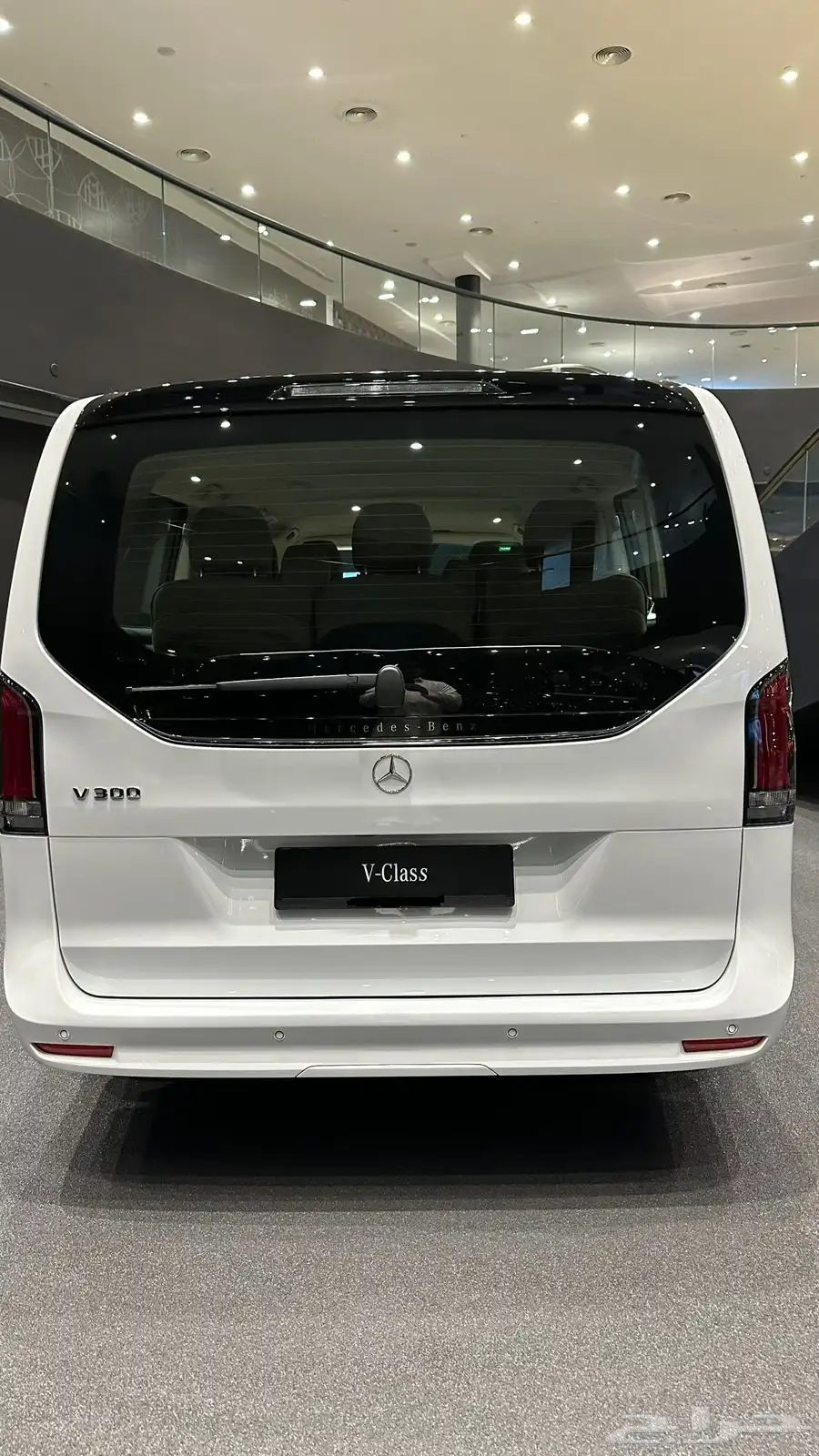 Mercedes-Benz V CLASS V 300 2