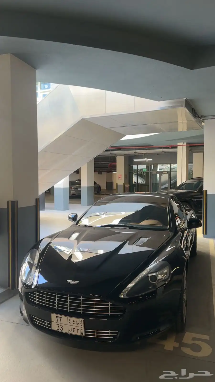 Aston Martin Rapide 2011 V12 1