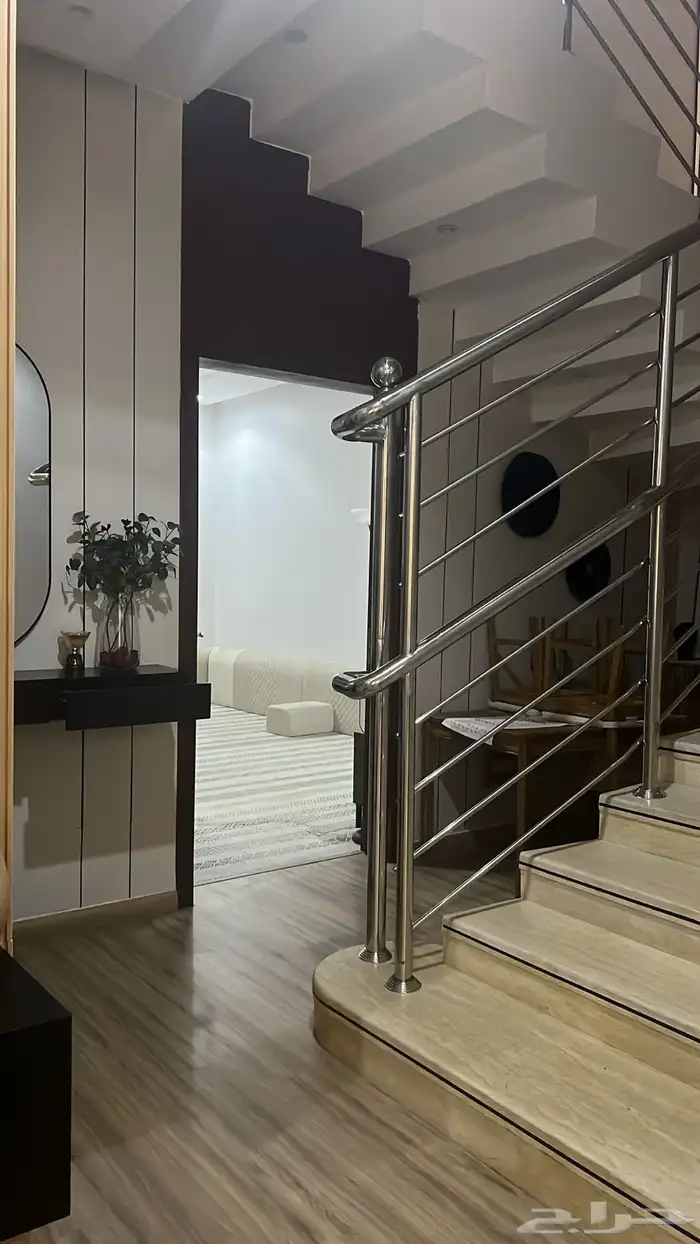 فيلا للبيع 3 ادوار تاون هاوس حي عكاظ 16