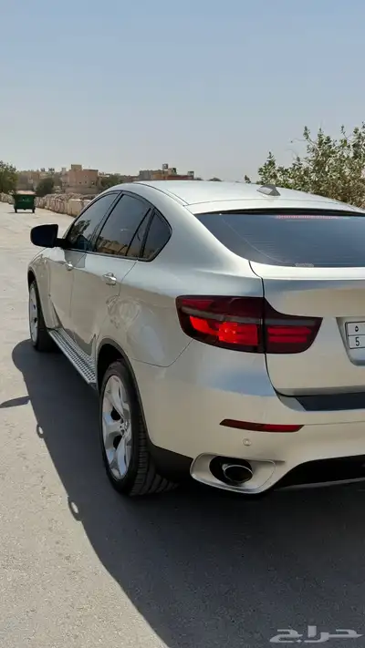 بي ام دبليو X6 4
