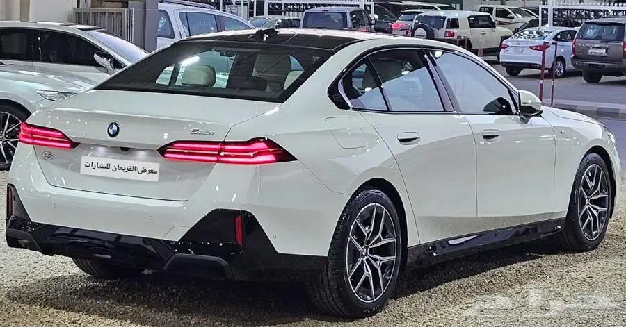 BMW .. 2024.520i 17