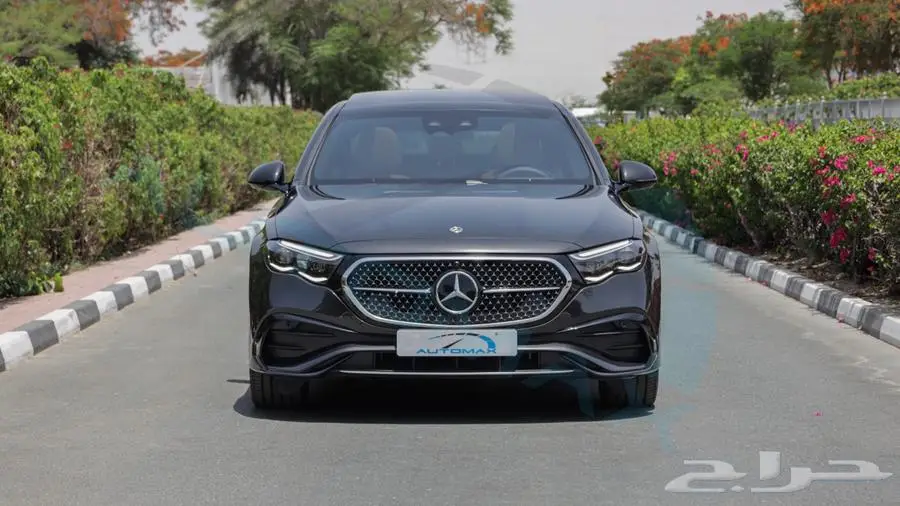 مرسيدس بنز e300 2025 خليجي اصفار مع ضمان الوكيل 3