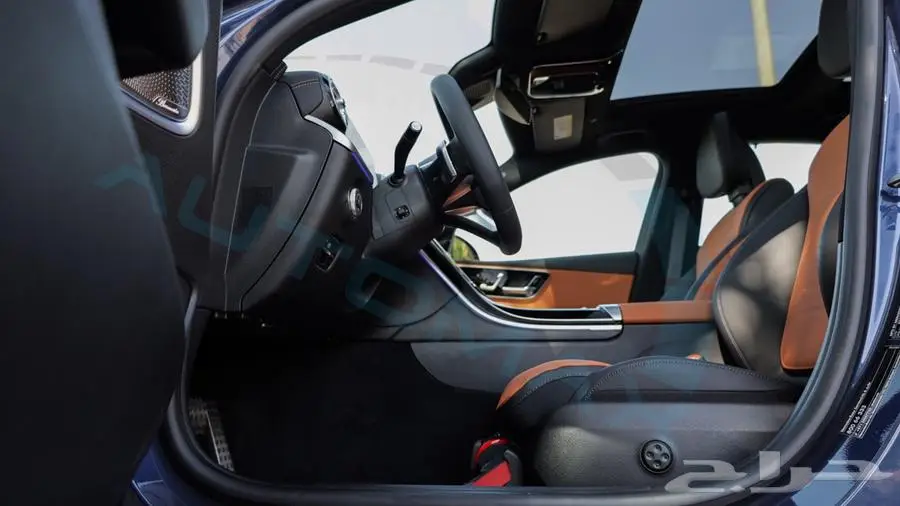 2025 Mercedes-Benz C200 AMG Premium 1.5L RWD GCC 0Km 8