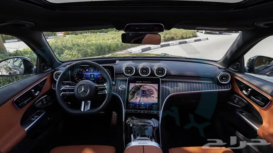 2025 Mercedes-Benz C200 AMG Premium 1.5L RWD GCC 0Km 9