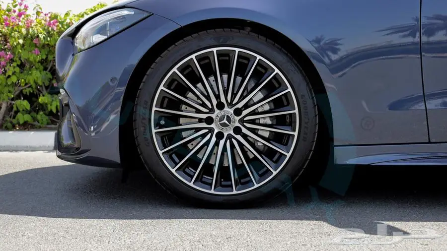 2025 Mercedes-Benz C200 AMG Premium 1.5L RWD GCC 0Km 33