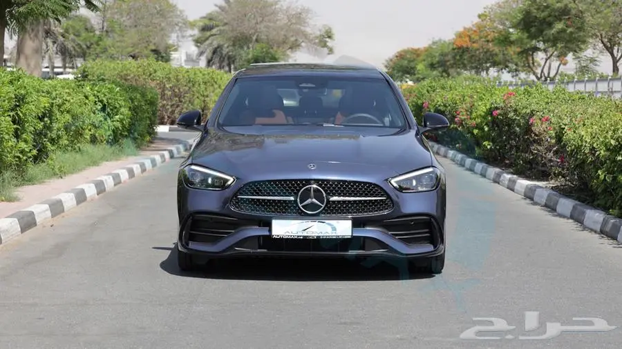 2025 Mercedes-Benz C200 AMG Premium 1.5L RWD GCC 0Km 3
