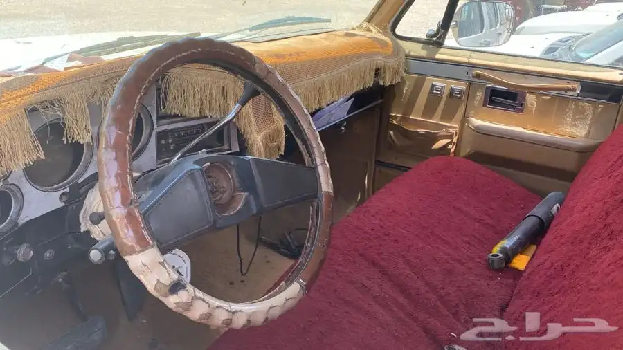 السياره للبيع موديل 1986 تامين فحص جديد كل شي 2