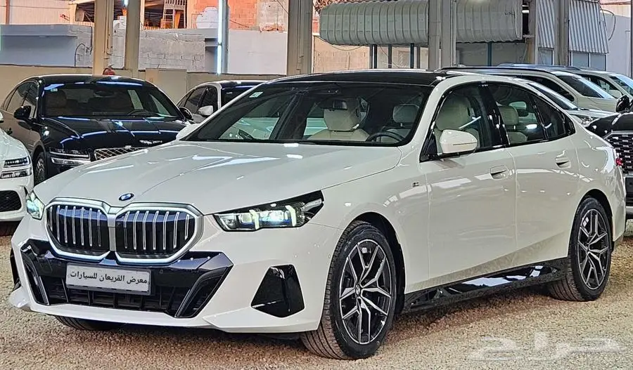 BMW .. 2024.520i 14