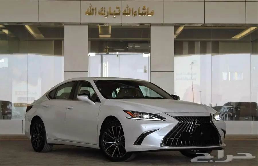 لكزس - ES 300 - BH - هايبرد - نص فل - خليجي - 2024 2