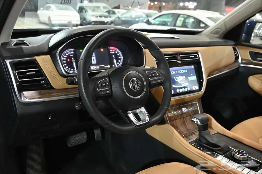 ام جي RX8 2021 دبل فل سعودي 10