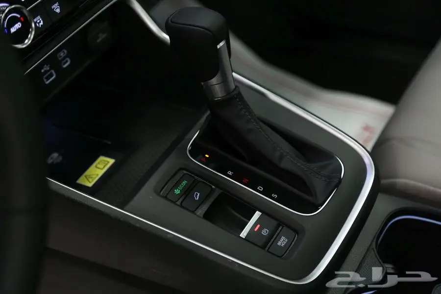 هوندا CR-V Touring 2025 الفخامة تصحبك في كل طريق 13
