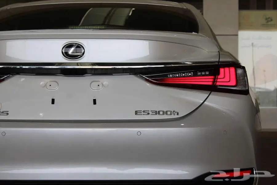 لكزس - ES 300 - BH - هايبرد - نص فل - خليجي - 2024 5
