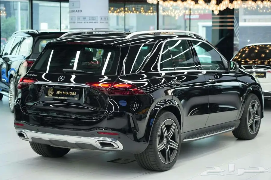 مرسيدس GLE 450 SUV موديل 2024 أصفار خليجي أسود بني 3