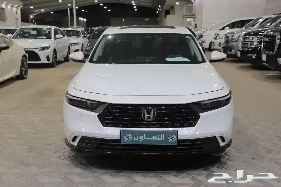 هوندا اكورد فل كامل EXL فتحة سقف جلد اربعة سلندر موديل 2023 1