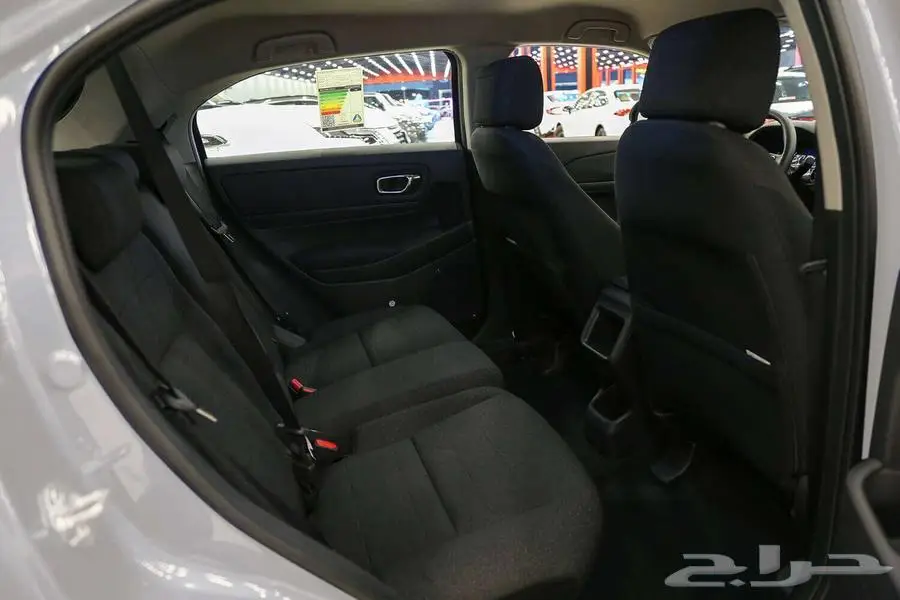 انطلق بثقة وأمان مع تصميم هوندا HR-V DX 2024 المبتكر 6