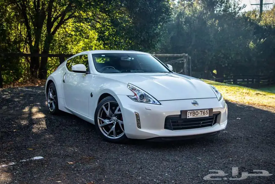 نيسان زد Nissan 370z 0