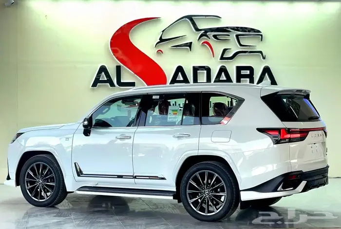 عروض لكزس LX600F-Sport 2025 كاش وتمويل وارد الساير كويتي 29