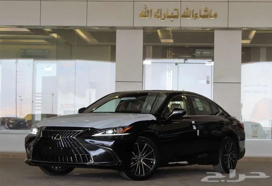 لكزس - ES300 Bh هايبرد - 2024 - نص فل - خليجي 1