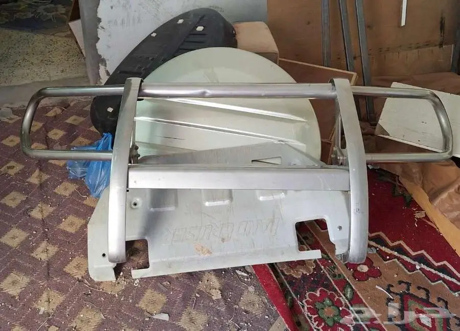 للبيع صدام شاص و غطاء اسبير وصاجه 0