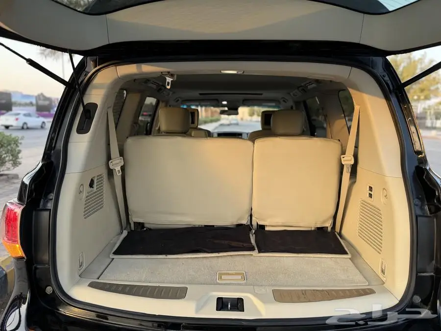 جيب انفنتيQX80 2013 اسود ملكي 49