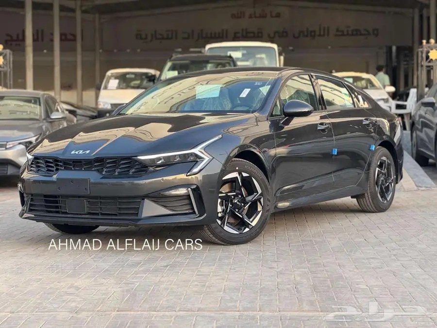 كيا K5 2025 ستاندر بالنقد والتقسيط 3