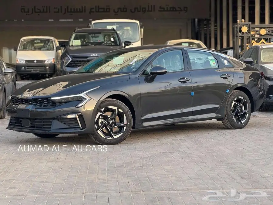 كيا K5 2025 ستاندر بالنقد والتقسيط 4