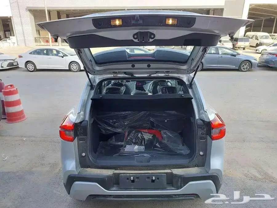 نيسان ماجنايت استاندر فليت 2025 34