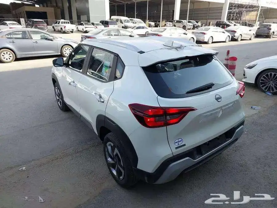 نيسان ماجنايت استاندر فليت 2025 17