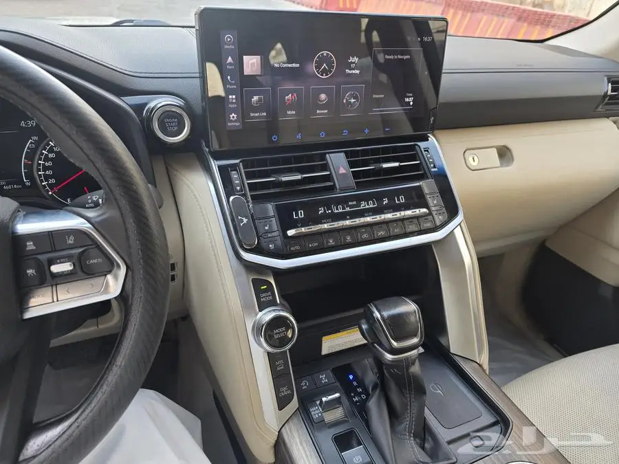تويوتا لاند كروزر VX 2022 Toyota Land Cruiser فول كامل 2
