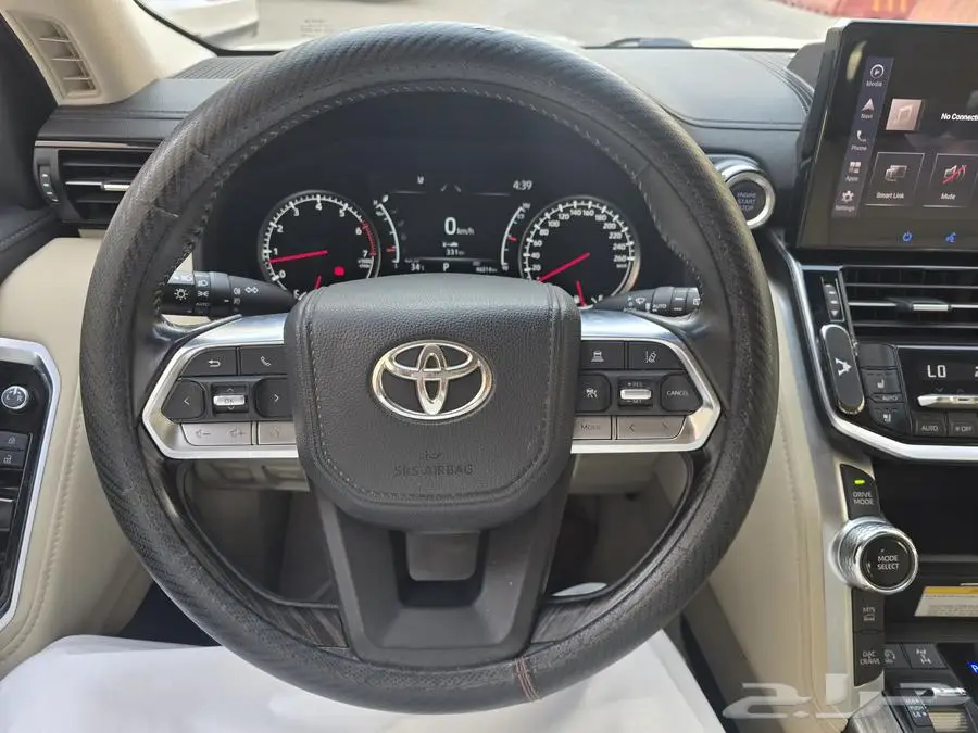 تويوتا لاند كروزر VX 2022 Toyota Land Cruiser فول كامل 1