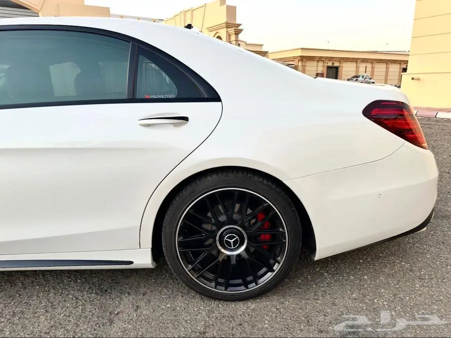 للبيع مرسيدس يخت S400 معدل S63 2020 وكالة خالي المشاكل 5