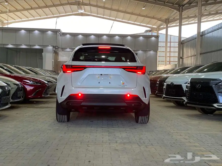 لكزس NX 350 CH فل كامل هايبرد 2025 11