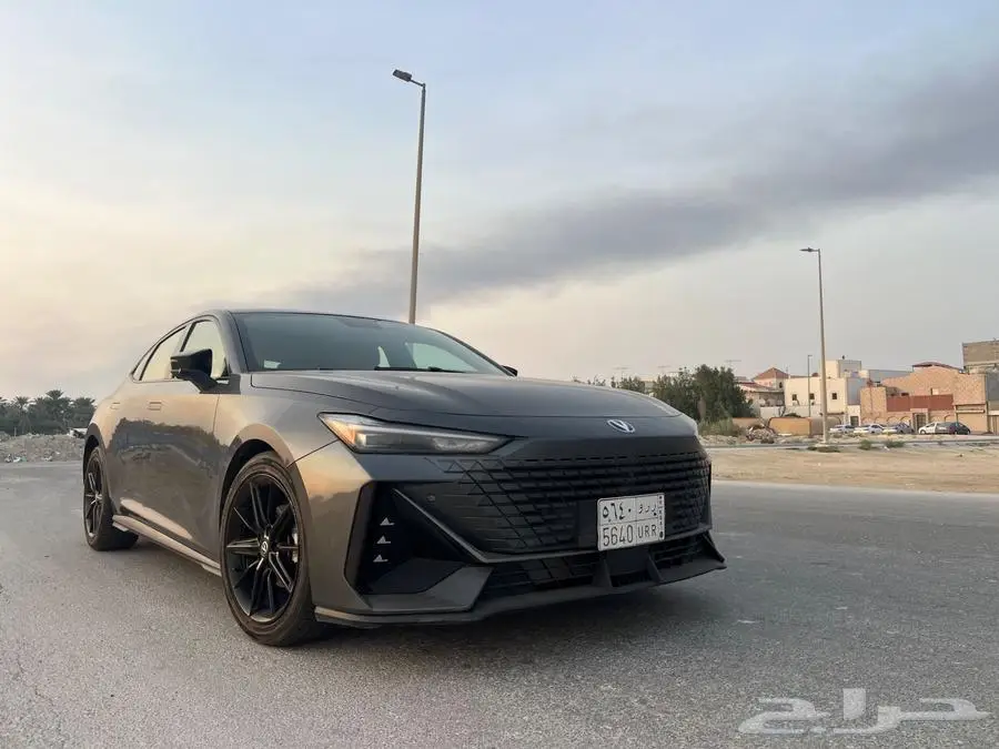 2023 شانجان يوني في 13