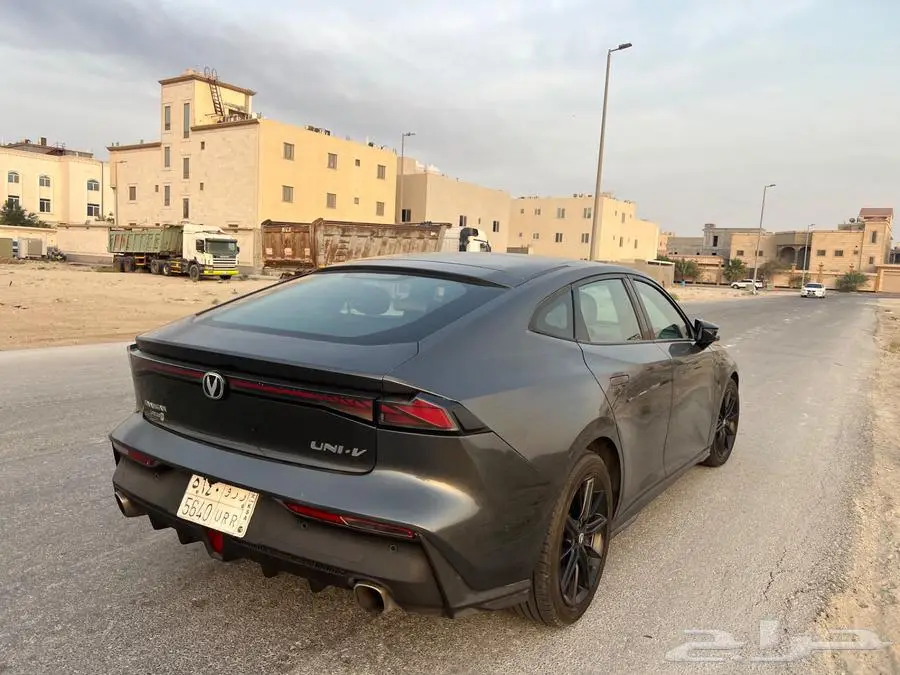 2023 شانجان يوني في 15
