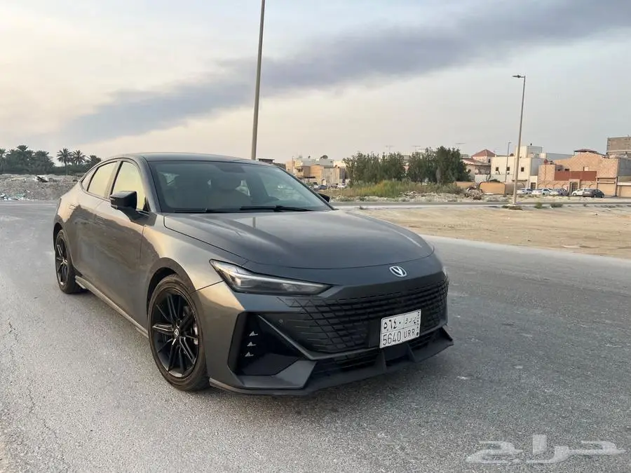 2023 شانجان يوني في 18