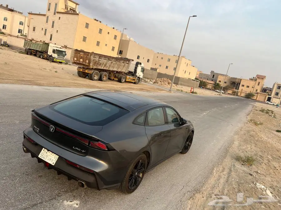 2023 شانجان يوني في 3